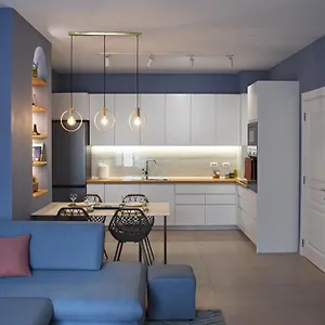 Vibrant شقة تيرانا